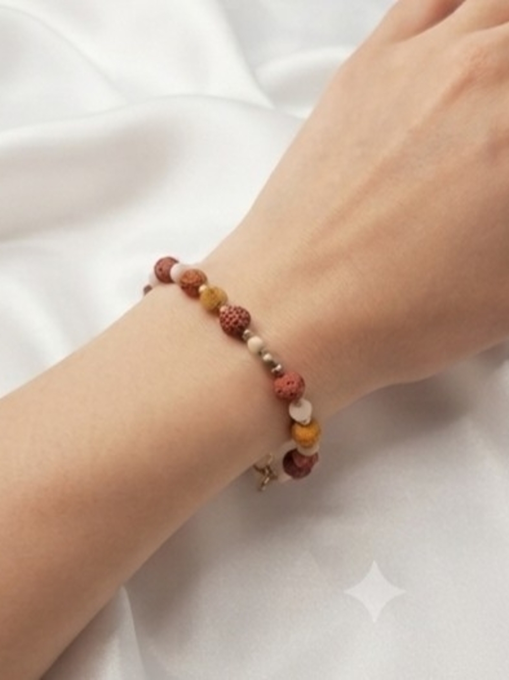 Vintage Handcrafted Vibrant Orange and Cream Beaded Bracelet